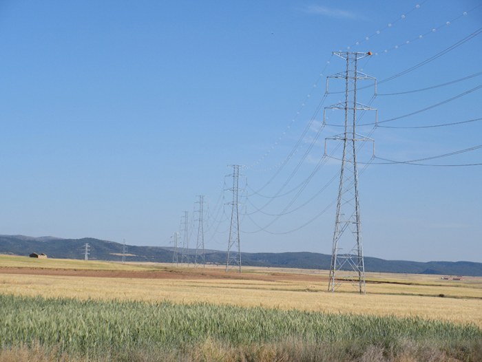 L&iacutenea a&eacuterea de 220 kV Calamocha - Mezquita